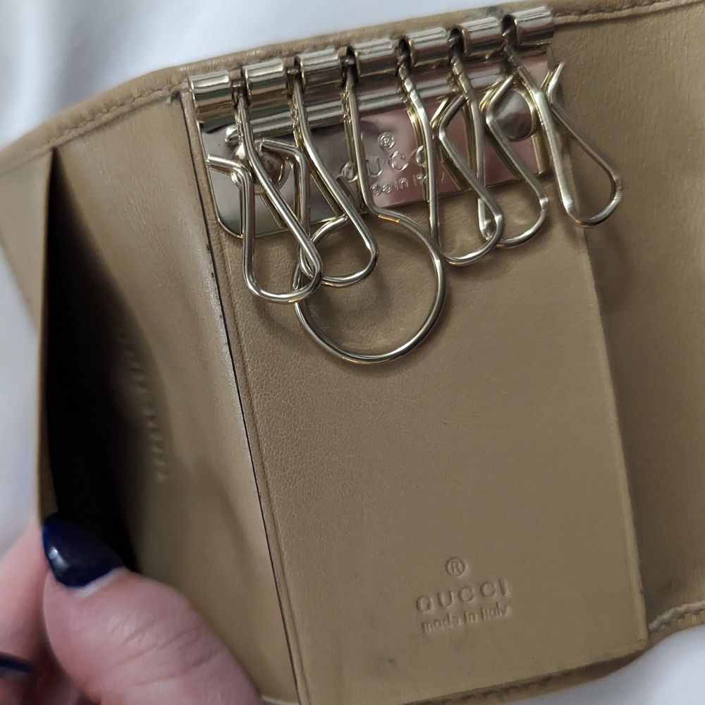 Authentic Gucci Key Holder - Picture 4 of 4
